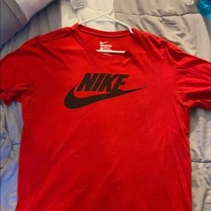 Men’s Nike t shirt